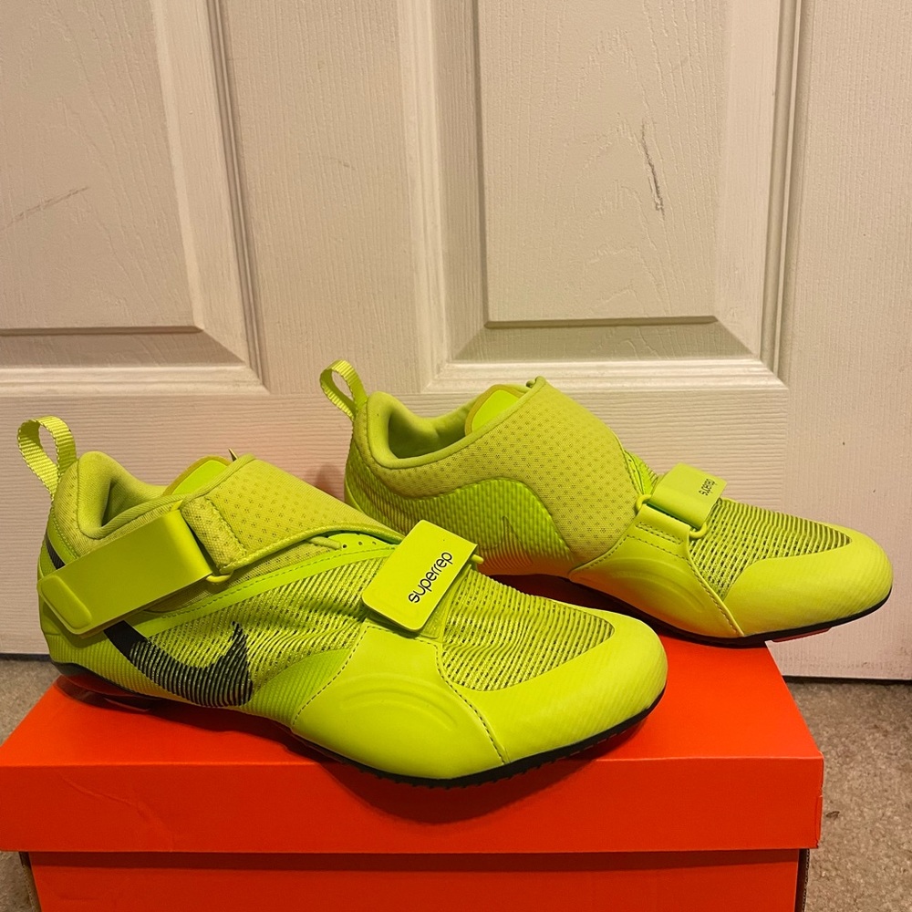 NWOB - Nike SuperRep Cycle women’s sz 12